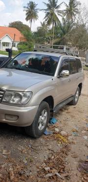Toyota Land Cruiser 2002 Gold for sale