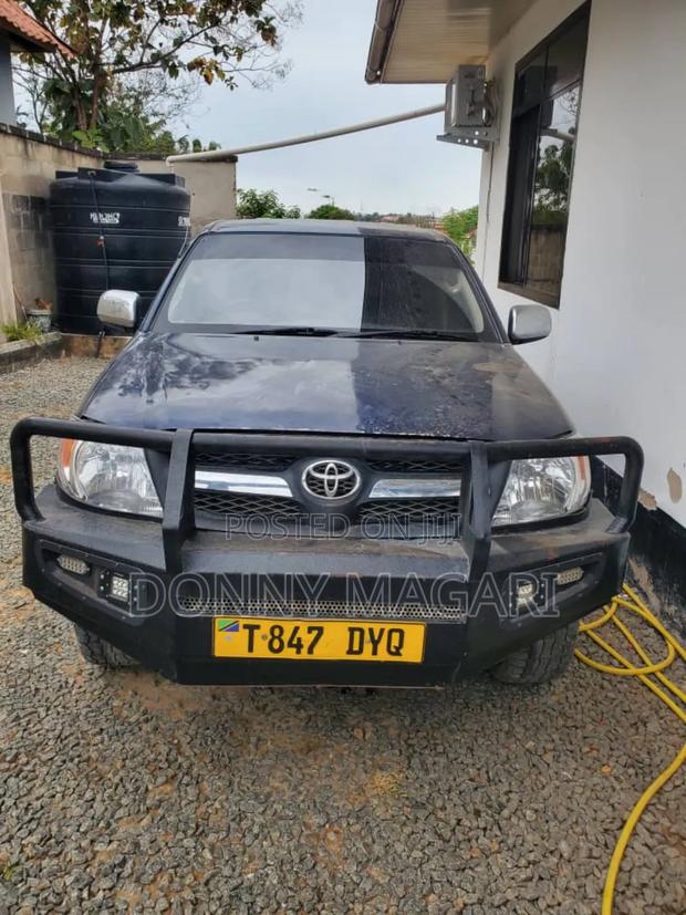 Toyota Hilux 2008 Blue