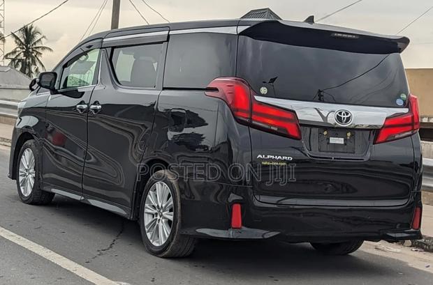 Toyota Alphard 2020 Black
