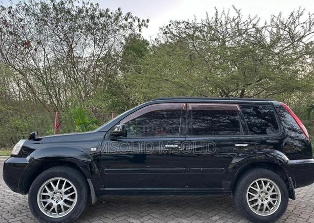 Nissan X-Trail 2007 Black