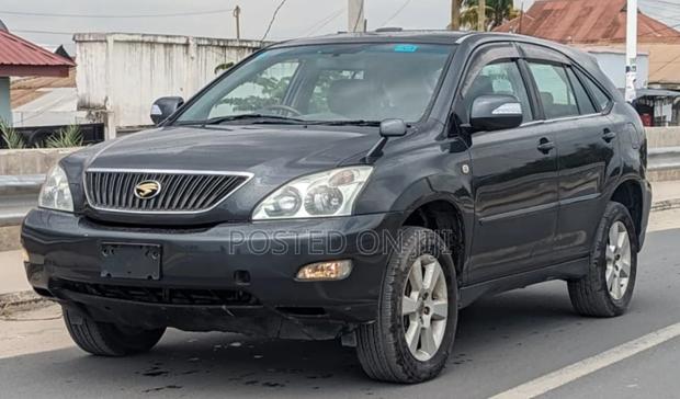 Toyota Harrier 2006 Gray