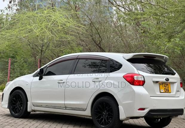 Subaru Impreza 2012 Off white