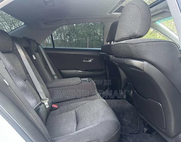 Toyota Crown 2008 Pearl