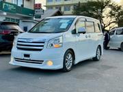 Toyota Noah 2009 White for sale