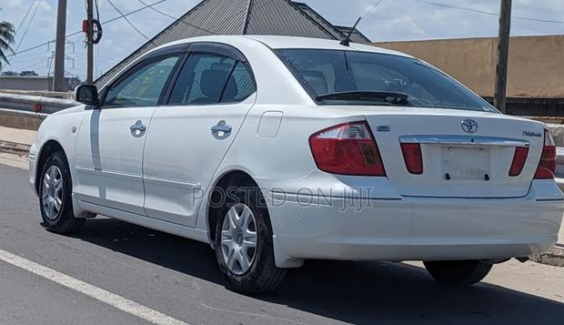 Toyota Premio 2006 White