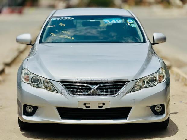 Toyota Mark X 2012 Silver
