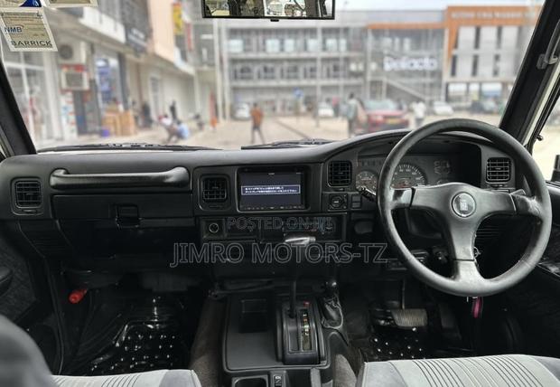 Toyota Land Cruiser Prado 2001 White