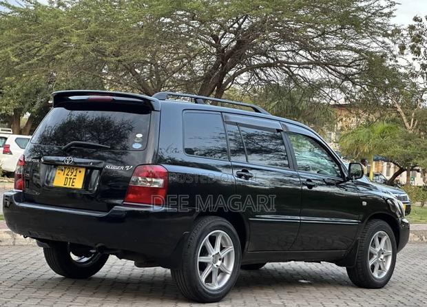 Toyota Kluger 2007 Black