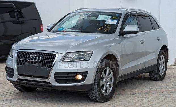 Audi Q5 2012 Silver