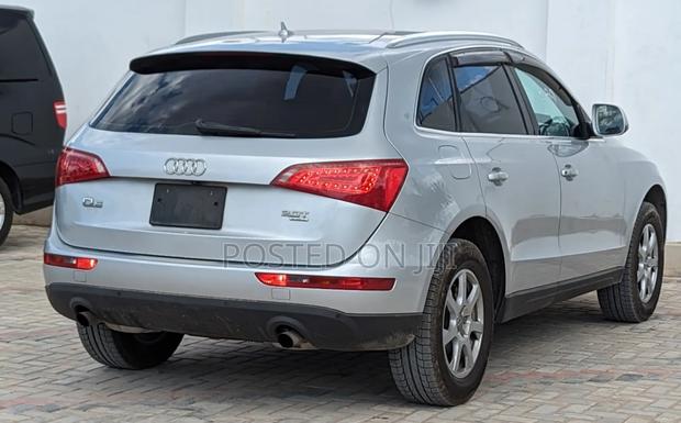 Audi Q5 2012 Silver