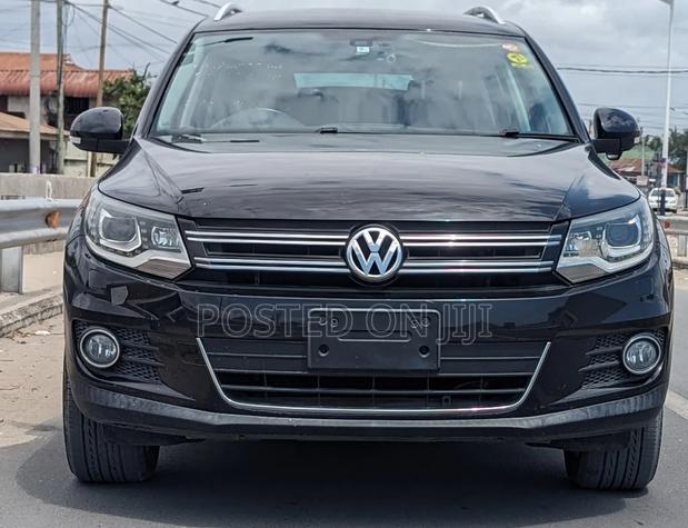 Volkswagen Tiguan 2011 Black