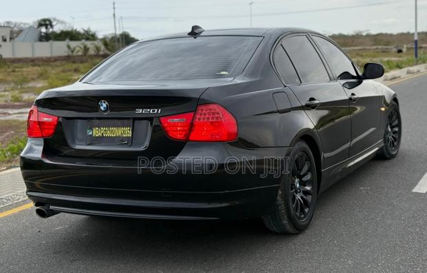 BMW 3 Series 2010 Black