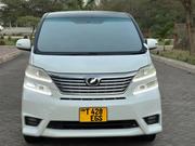 Toyota Vellfire 2008 White for sale
