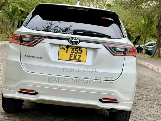 Toyota Harrier 2015 White
