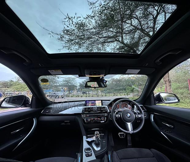 BMW 3 Series 2013 White
