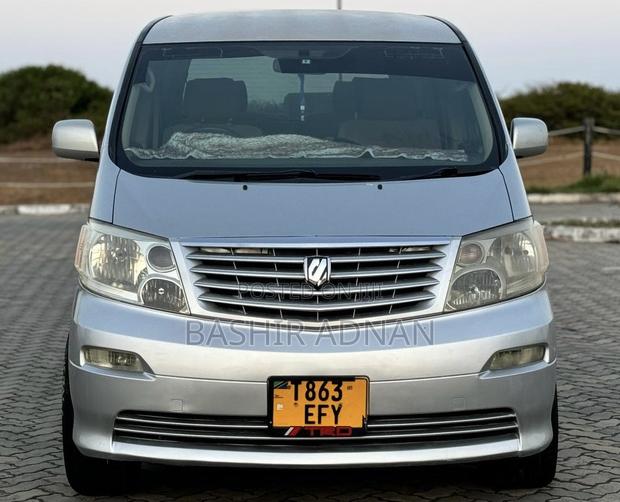 Toyota Alphard 2.4 Petrol FWD 2003 Silver