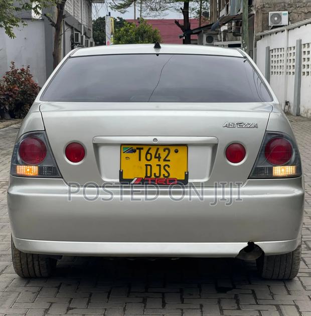 Toyota Altezza 2004 Silver
