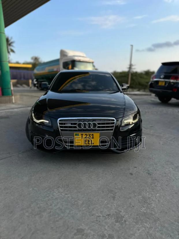 Audi A4 2010 Black