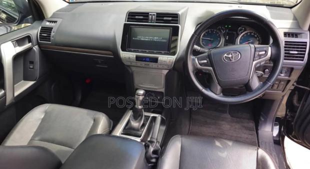 Toyota Land Cruiser Prado 2018 Black