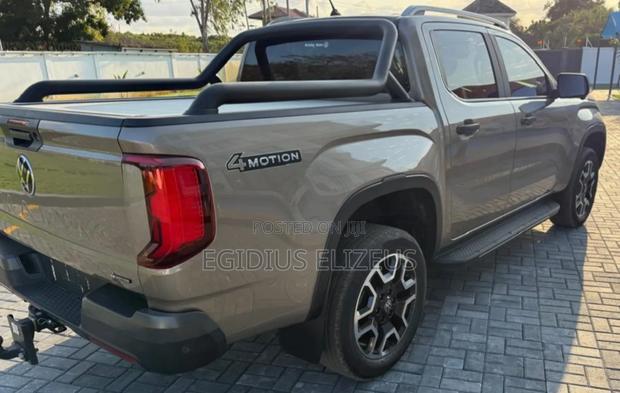 Volkswagen Amarok 2024 Gold