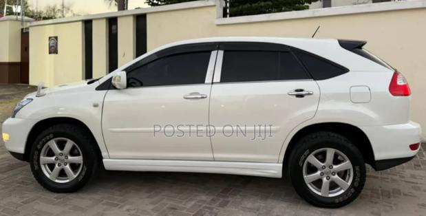 Toyota Harrier 2007 White