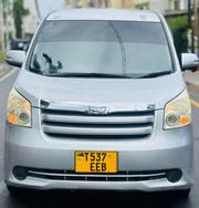 Toyota Noah 2010 Silver for sale