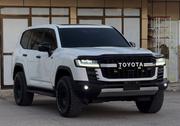 Toyota Land Cruiser LC300 2023 White for sale