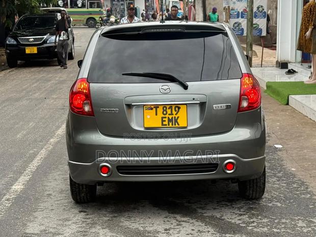 Mazda Verisa 2008 Gray