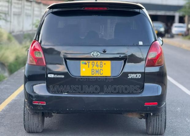 Toyota Corolla Spacio 2001 Black