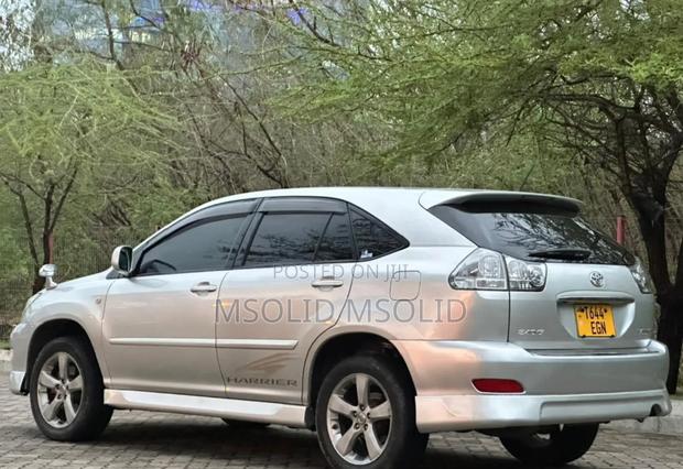 Toyota Harrier 2007 Silver