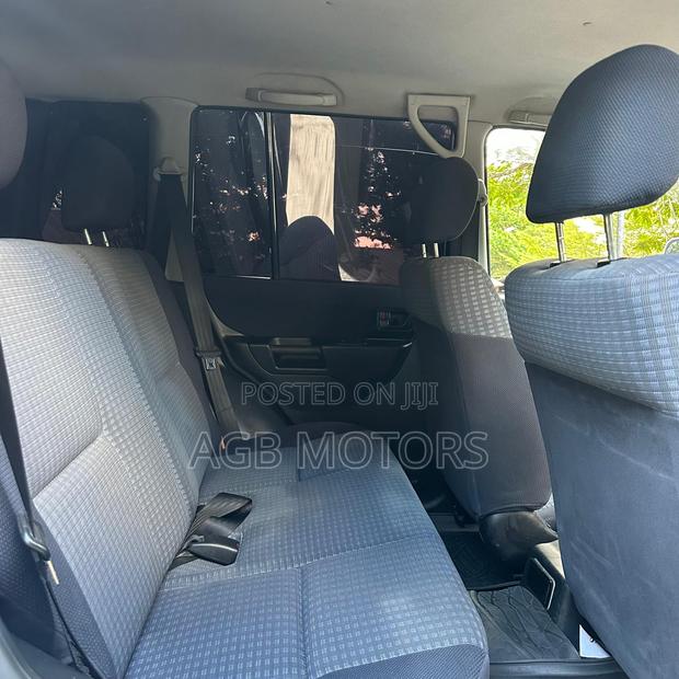 Mitsubishi Pajero 2003 White