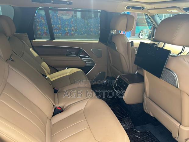 New Land Rover Range Rover Velar 2023 Gold