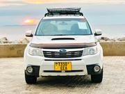 Subaru Forester 2010 White for sale