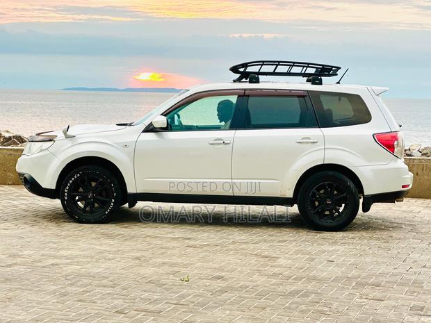 Subaru Forester 2010 White
