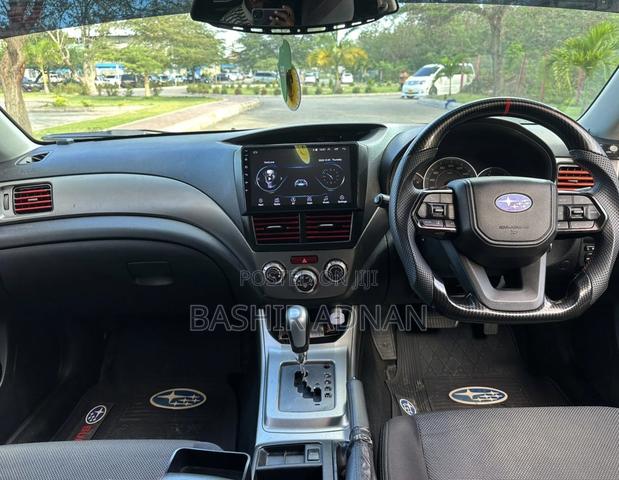 Subaru Impreza 1.5 2009 Gray