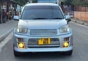 Toyota RAV4 2.0 4x4 2004 White for sale