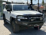 Toyota Land Cruiser LC300 2024 White for sale