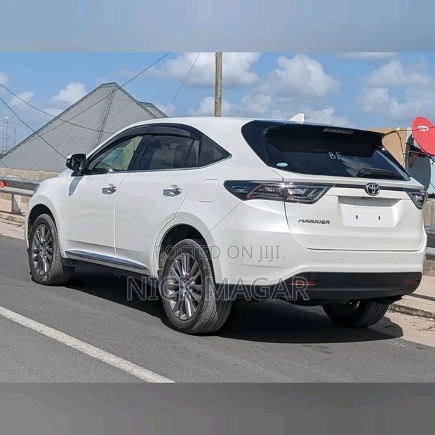 Toyota Harrier 2017 White