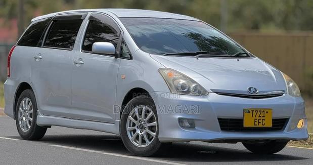 Toyota Wish 2007 Silver