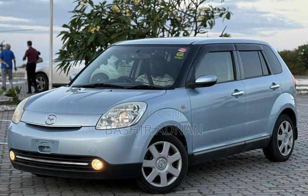Mazda Verisa 2008 Blue