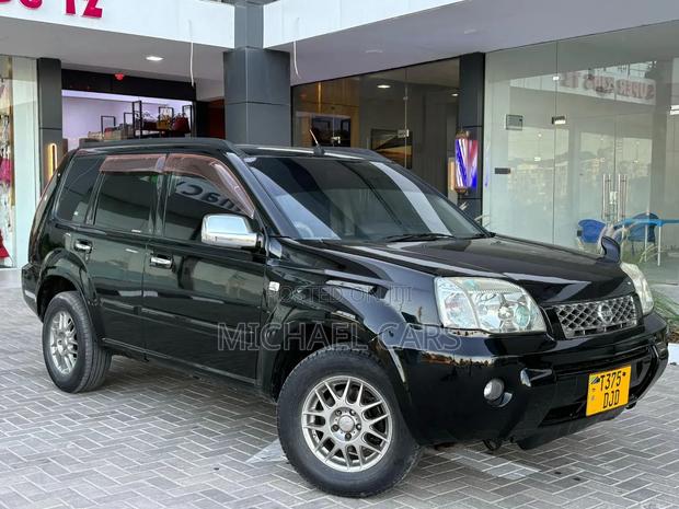 Nissan X-Trail 2.0 2005 Black