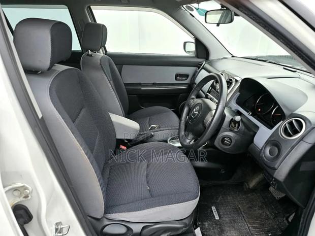 Mazda Verisa 2009 White