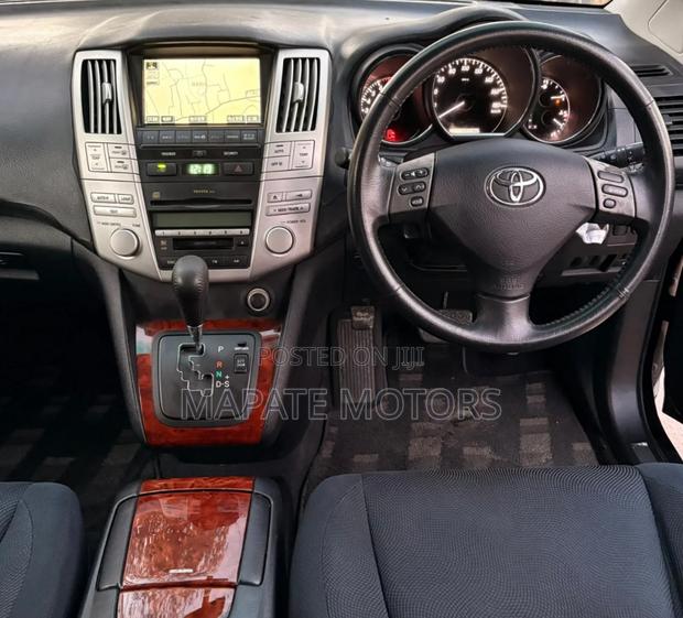 Toyota Harrier 2.4 2006 Black