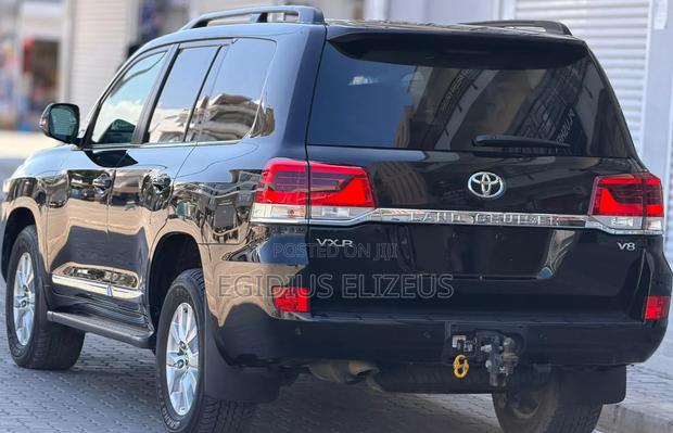 Toyota Land Cruiser 2020 Black