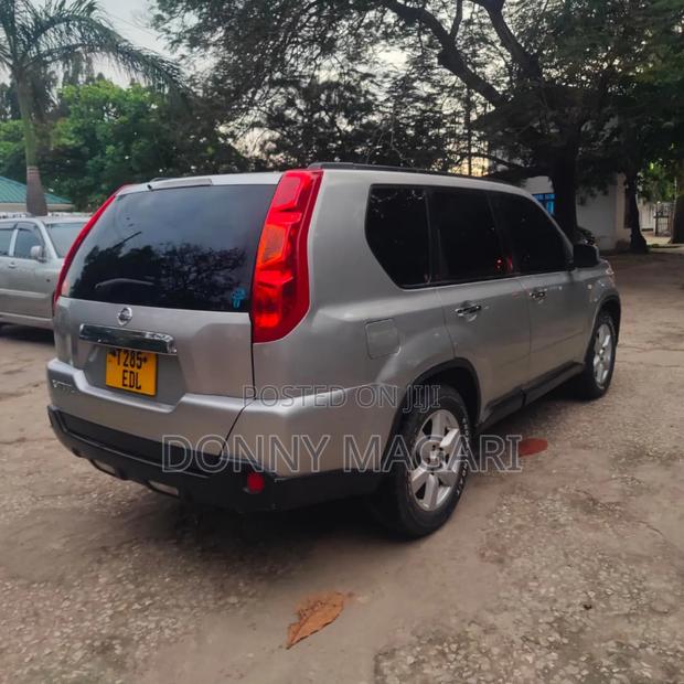 Nissan X-Trail 2014 Gray