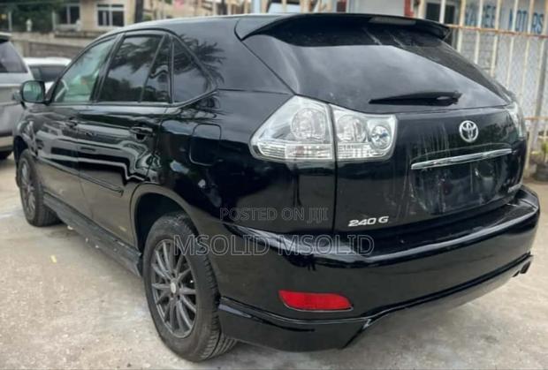 Toyota Harrier 2006 Black
