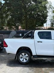 Toyota Hilux 2017 White for sale