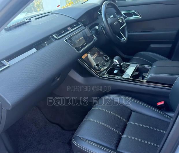 Land Rover Range Rover Velar 2022 Gray