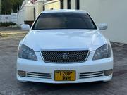 Toyota Crown Royale 2005 White for sale