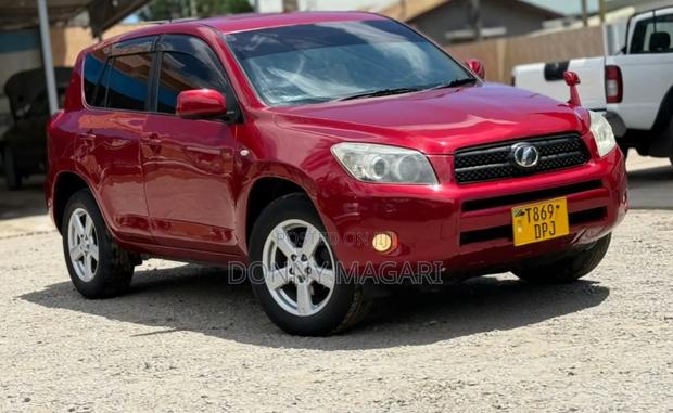 Toyota RAV4 2007 Red